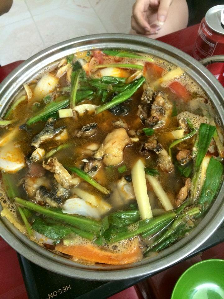 Lẩu ếch Phong Ớ