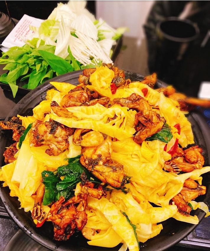 Lẩu ếch Phủi Quán