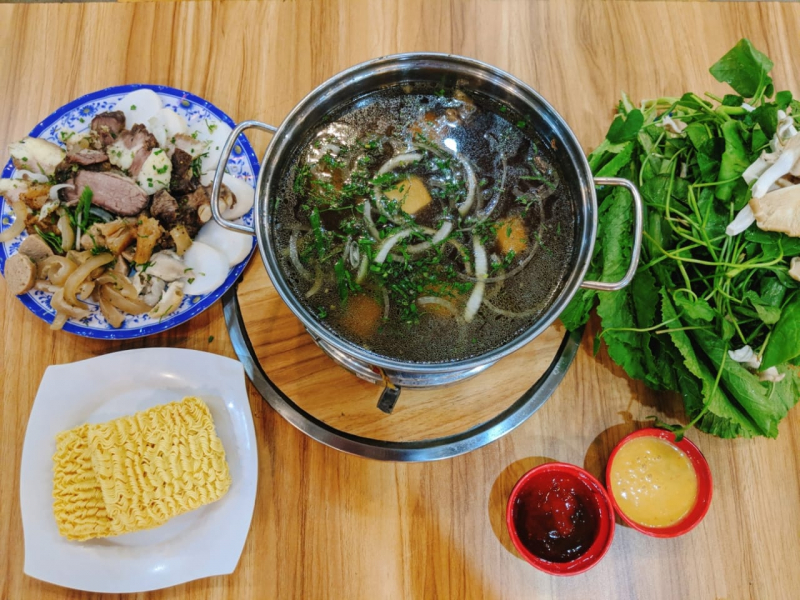 Buffet Lẩu Nướng Tin Tin