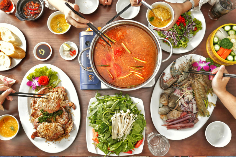 Lẩu hải sản tại Hải Sản Bách Hỷ