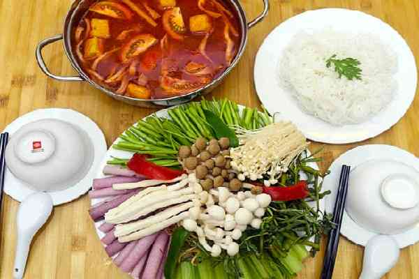 Lẩu chay chua cay