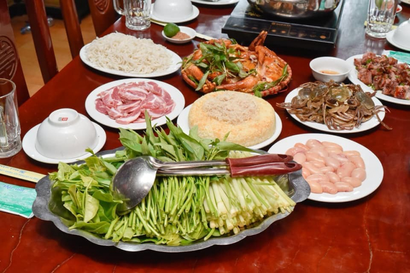 Lẩu cua sông H2T