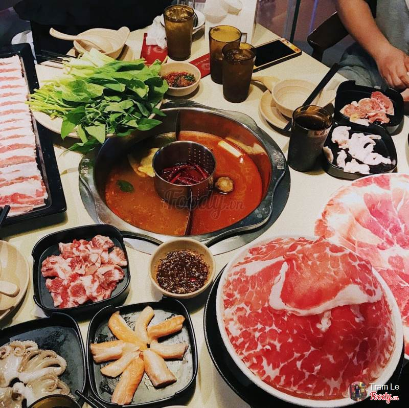 Set lẩu tại nhà hàng