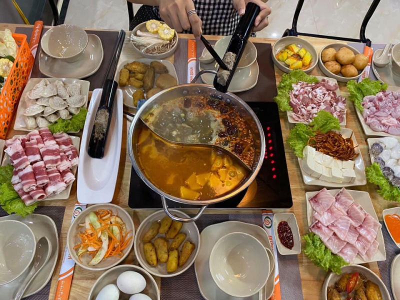 Quỳnh Buffet Lẩu
