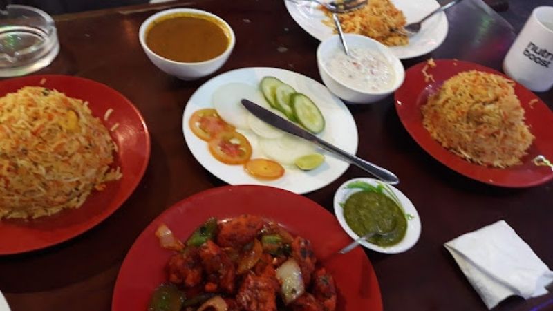 Taj Mahal Restaurant