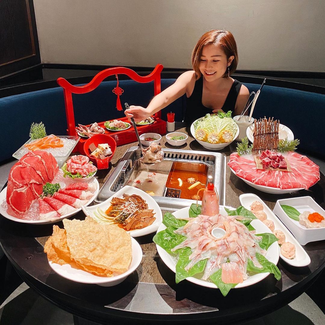 Trải nghiệm Hutong Buffet HCM - thiên đường lẩu Hong Kong - HaloTravel